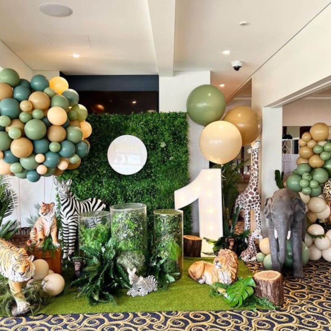 Anniversary balloon arrangement